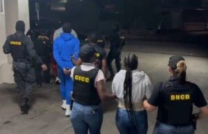 Detienen 4 franceses servían como «mulas» para transportar drogas en sus estómagos