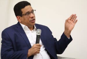 Designación de Carlos Pimentel viola la ley crea Alianza Público Privada