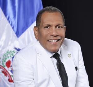 Senador denuncia autoridades aduaneras impiden comercio en Jimaní