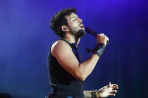 Sebastián Yatra y Zaragoza hacen la pareja del año en las Fiestas del Pilar