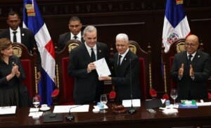 La nueva Constitución es proclamada en un acto histórico encabezado por Abinader