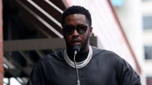 Abogados de Sean “Diddy” acusan al Gobierno de filtrar videos del rapero