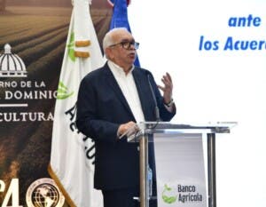 Durán exhorta a productores agrícolas aprovechar ventajas del mercado internacional