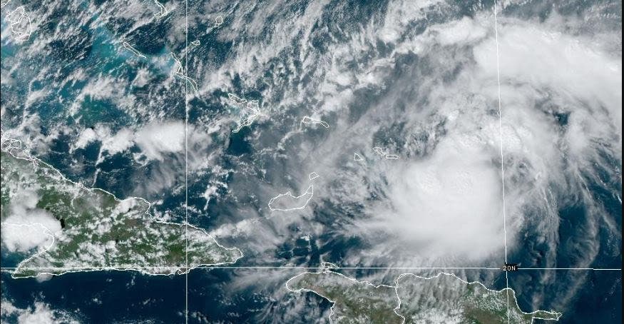 Tormenta tropical Oscar se convierte en huracán