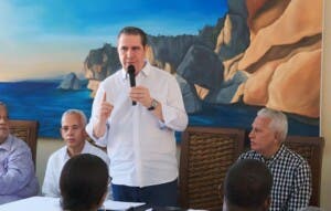 Francisco Javier considera acto de intolerancia inaceptable desmonte de tarima