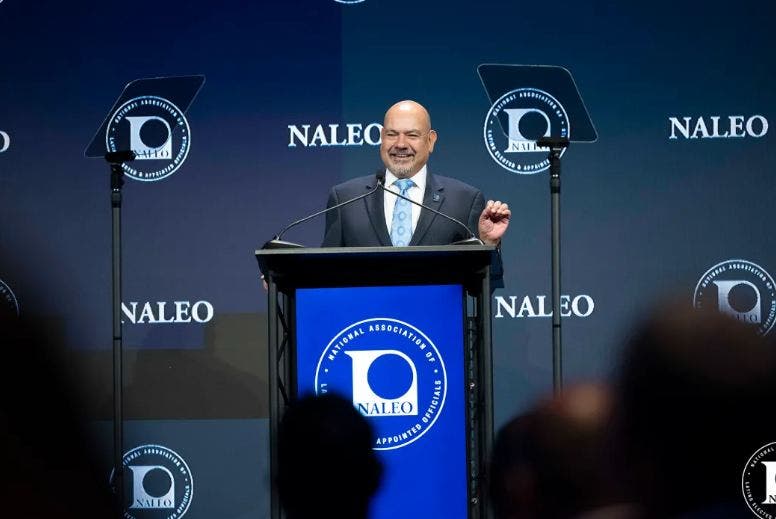 Los candidatos latinos que podrían inclinar la balanza en el Congreso de EEUU