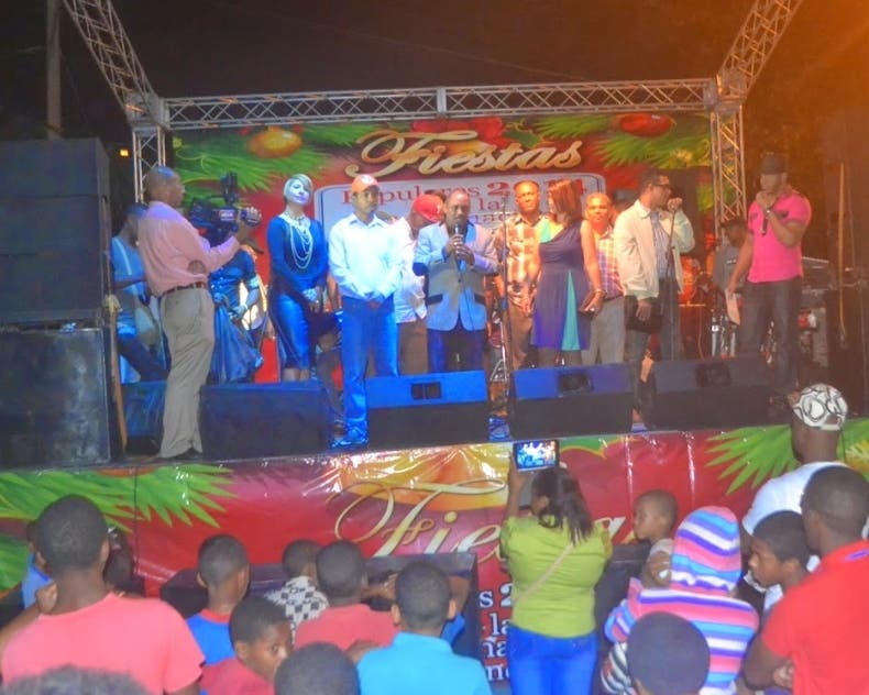 Pueblo dominicano sí bailará en esta Navidad