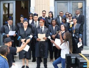 Fiscales mantiene convocatoria a paro laboral para este lunes