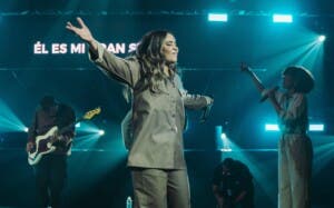 Alison Music lanza su primer sencillo “Ahora y Para Siempre”