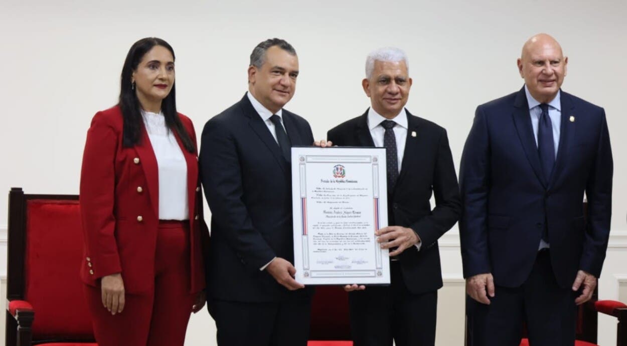 Senado juramenta miembros de la JCE