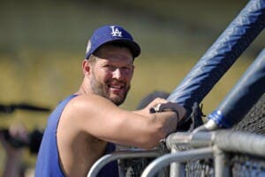 Clayton Kershaw se somete a cirugías en el pie y la rodilla izquierda