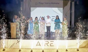 Playa Nueva Romana celebra junto a sus propietarios la apertura de Aire