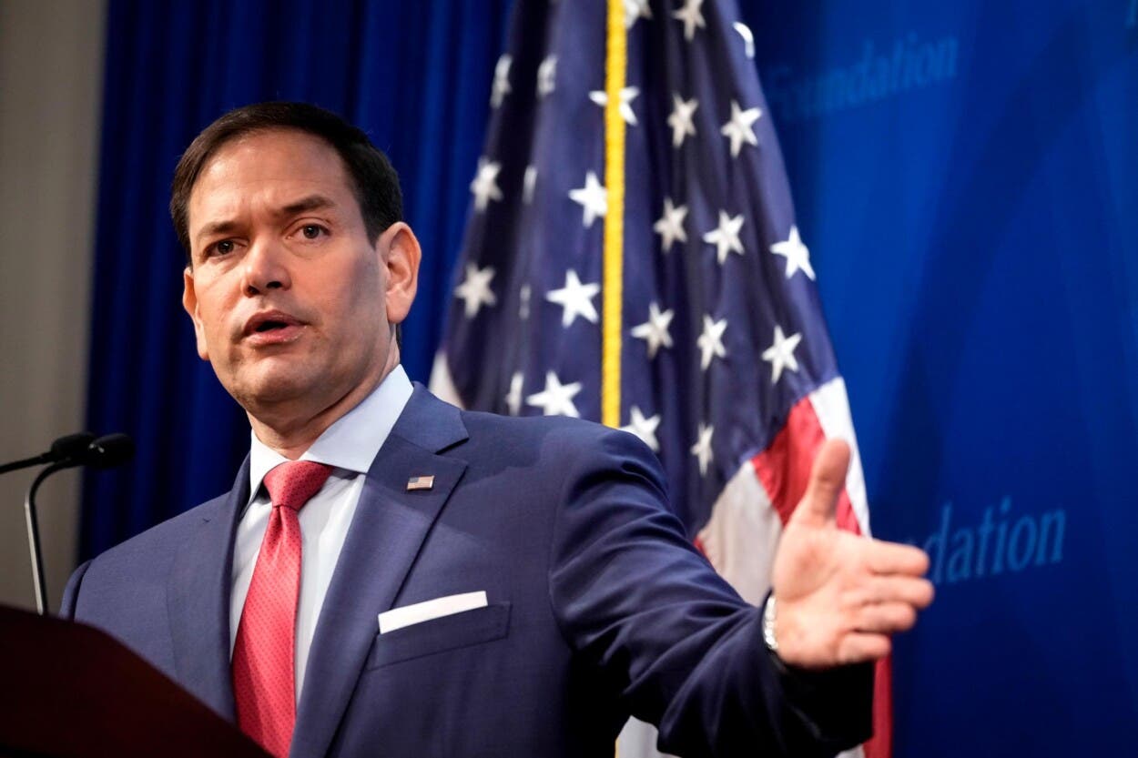 Marco Rubio dice que Petro autorizó los vuelos pero se retractó cuando estaban en el aire