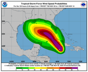 La tormenta Rafael se convierte en un huracán en su ruta a las Islas Caimán y Cuba