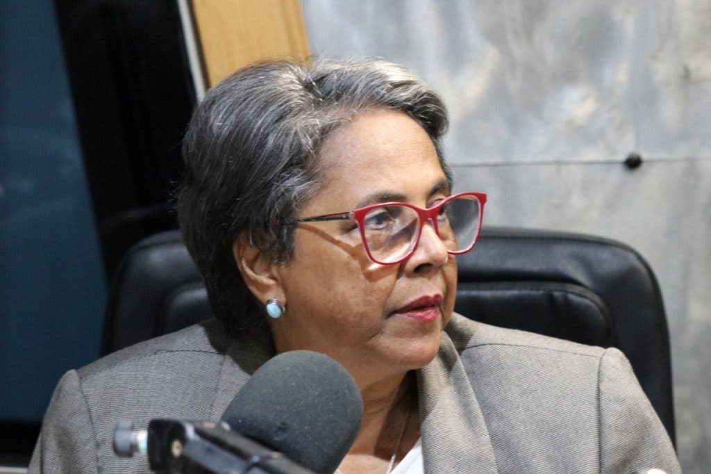 Rosa Ariza demanda “profunda” evaluación psicológica docentes de escuelas públicas