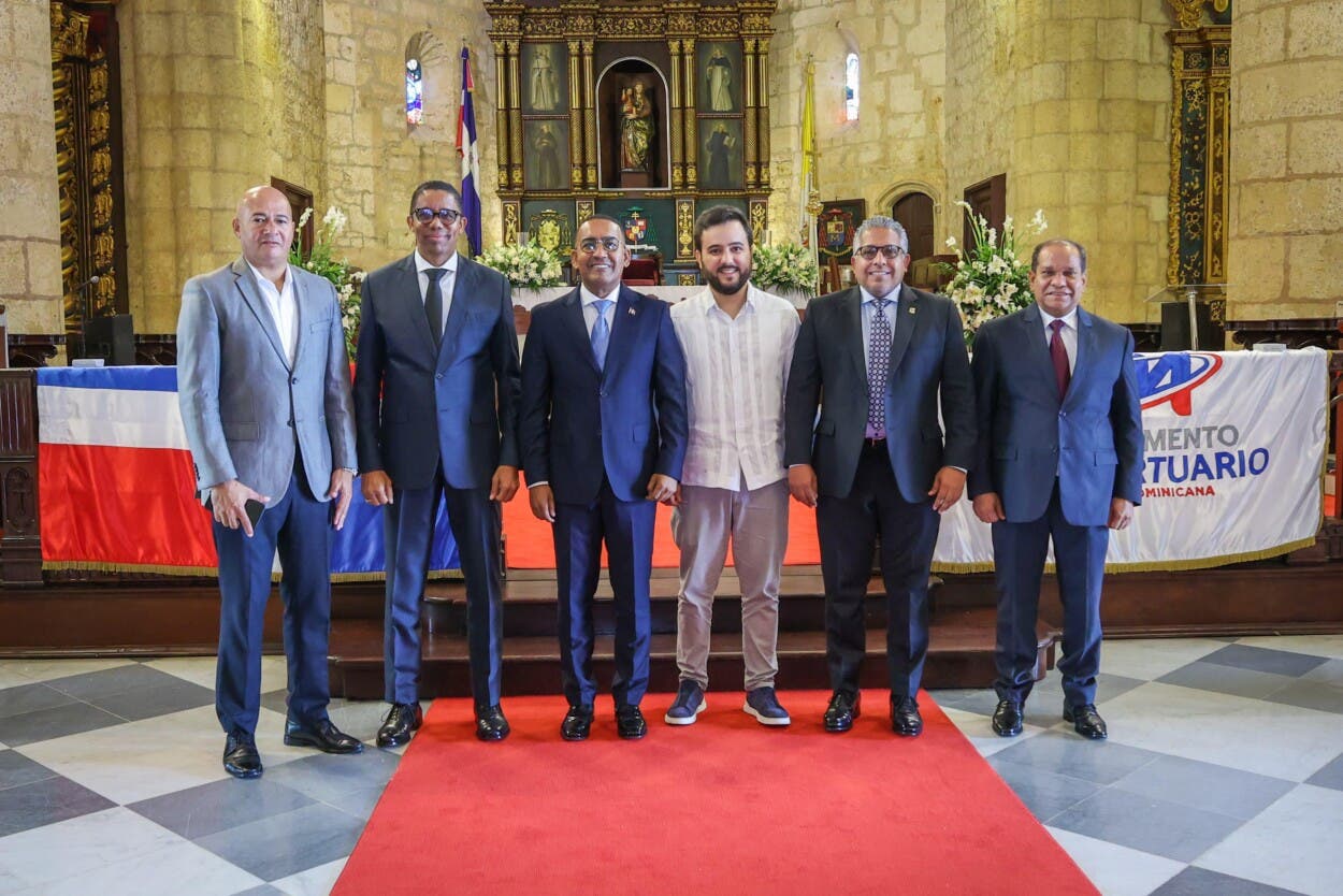 Sistema aeroportuario de RD es uno de los más competitivos del Caribe, dice director DA