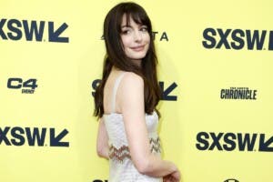 Anne Hathaway vuelve a trabajar con Michael Showalter en el filme ‘Verity’