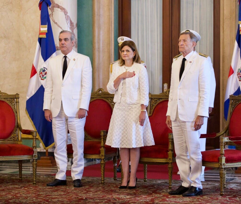 Siete nuevos embajadores presentan cartas credenciales a presidente Abinader