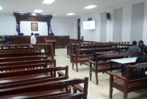 Paro fiscales sigue