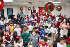 Tribunal Superior Eletoral celebra «Navidad con los Niños» con hijos de colaboradores
