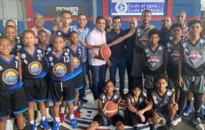 Convivio de minibasket reúne más de 8 mil niños