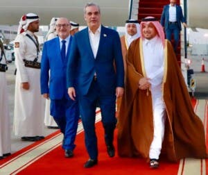 Abinader llega a Qatar a Foro Mundial Doha