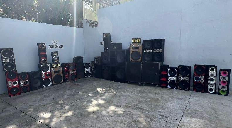 Ocupan bocinas, droga y armas operativo PN