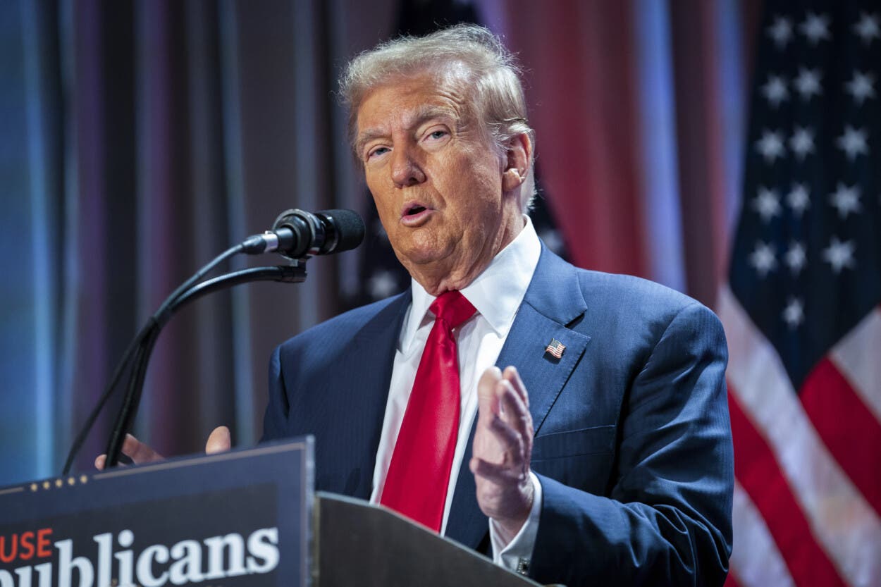 Trump atribuye a los demócratas la responsabilidad de evitar un cierre del Gobierno