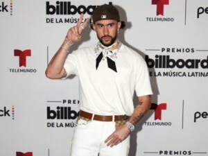 Bad Bunny anuncia el lanzamiento de su octavo álbum, ‘DeBÍ TiRAR MáS FOToS’, con 17 temas