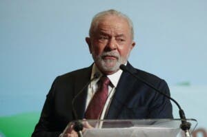 Lula está despierto, conversa «normalmente» y se quedará en observación los próximos días