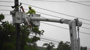 Restablecer el servicio eléctrico en Puerto Rico tomará entre 24 y 48 horas tras apagón