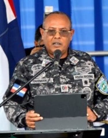 El director de la Policía, mayor general Ramón Antonio Guzmán Peralta