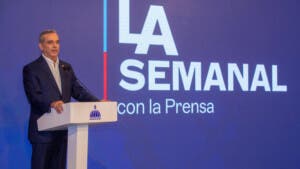Gobierno plantea 20% aumento salarial a trabajadores no sectorizados