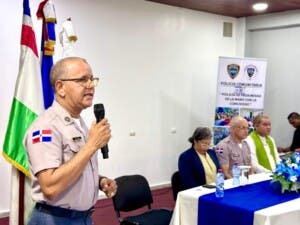 Policía Comunitaria imparte taller de prevención a cientos de líderes