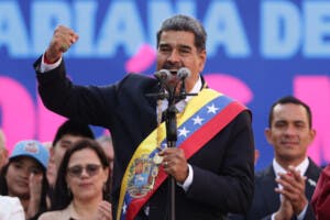 Maduro afirma que «ha triunfado la verdad» con el inicio de su tercer mandato
