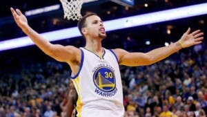Curry encabeza ventas de camisetas NBA por tercer año seguido