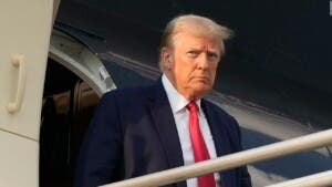 Trump ataca el multilingüismo: el inglés será oficial en EE.UU.