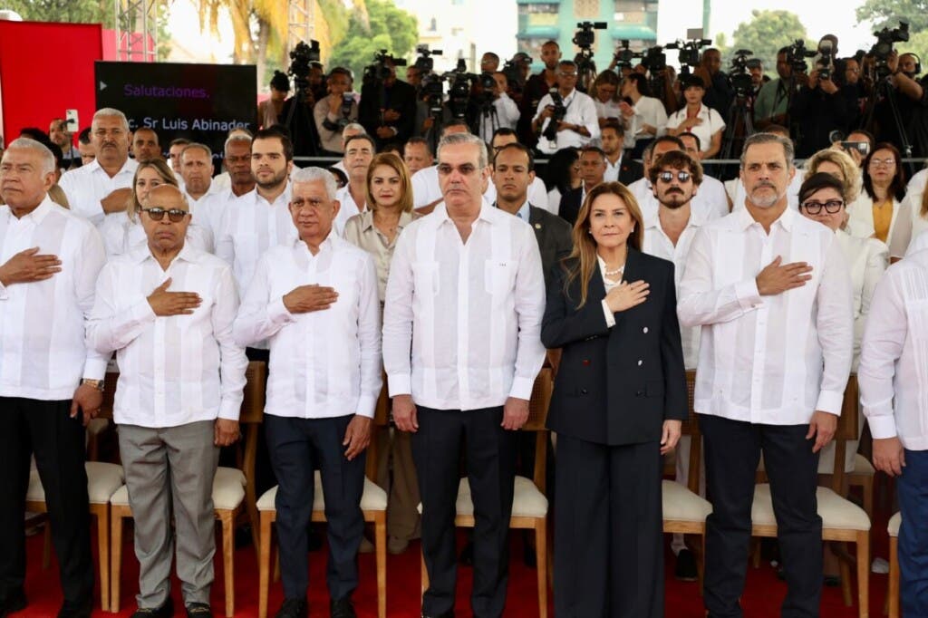 Presidente Abinader y Carolina Mejía presentan el Plan Integrado de Santo Domingo