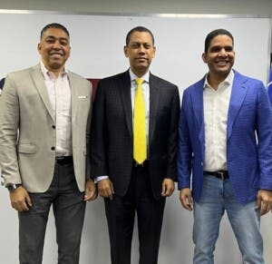 Guido Gómez Mazara resalta importancia del baloncesto