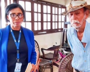 CONAPE brinda asistencia al maestro José Cestero tras ser visto deambulando