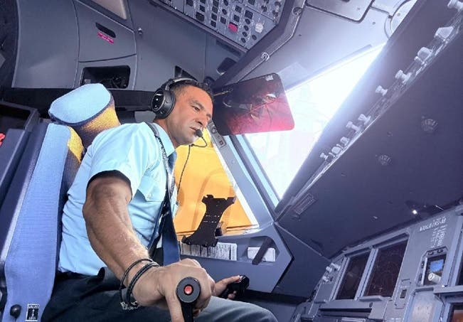 Piloto aerolínea exhorta gobierno trabajar juntos en crear industria aérea nacional