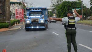 Libre de vehículos pesados malecón SD
