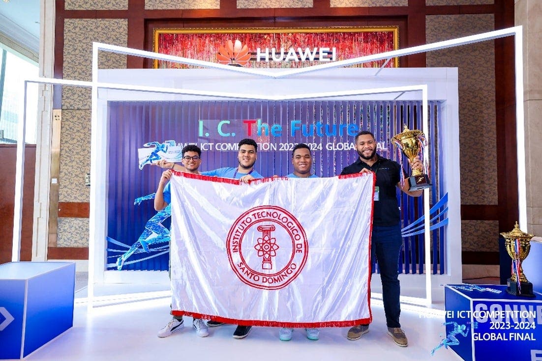 Entérate de los aportes del ICT-Huawei al desarrollo académico joven en RD