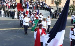 El presidente Abinader encabeza homenaje a la Bandera Nacional en el 181 aniversario de la Independencia