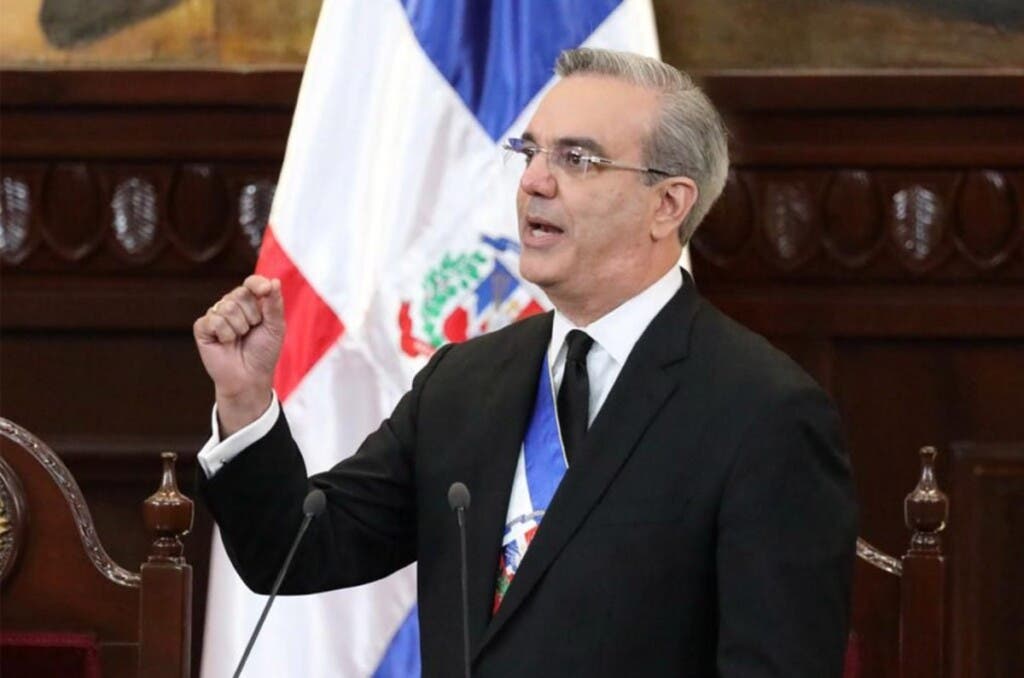 Luis Abinader, sostuvo que, su Gobierno ha realizado un plan infraestructuras en todo el país que han resuelto un problema histórico y sentado las bases para un crecimiento ordenado y sostenible.
