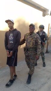 Arrestan haitianos e incautan drogas en hotel Villa Vásquez
