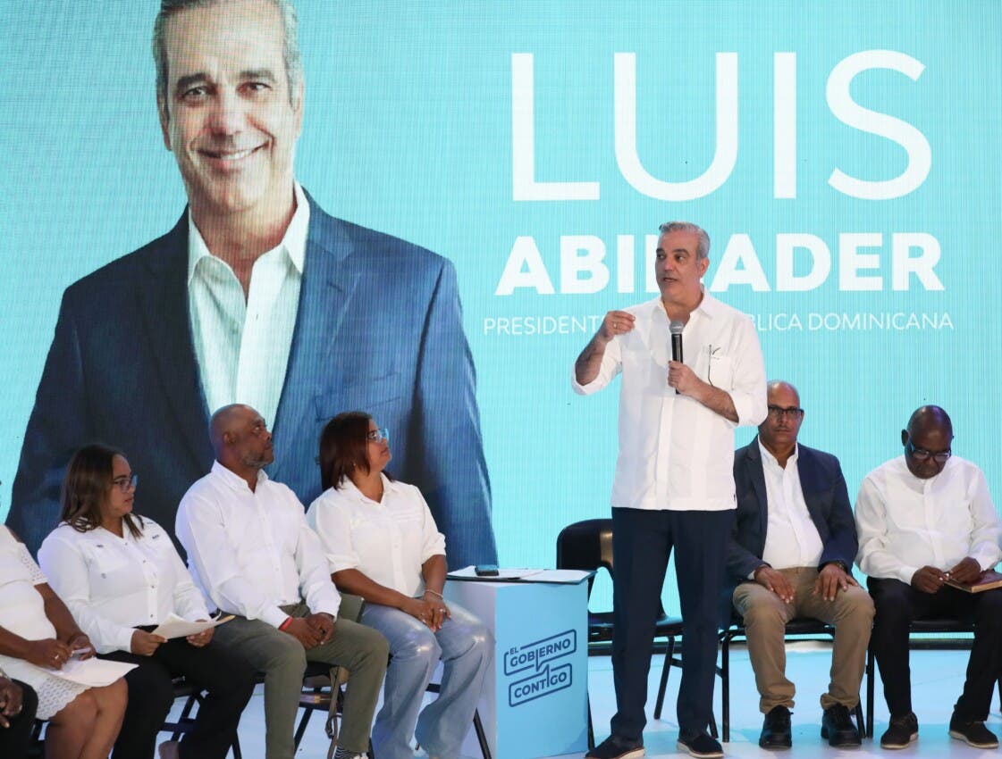 El Gobierno Contigo: Abinader escucha demandas comunitarias en La Ureña