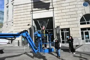 La Usaid desaparece en Washington: retiran el letrero de su sede central