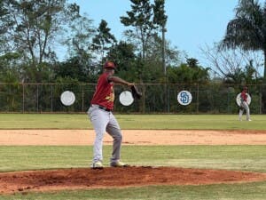 Enny Romero poncha 11 en triunfo Bravos de San Luis