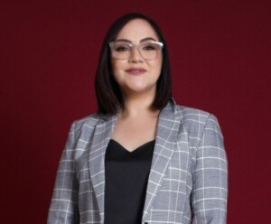 Elizabeth Mena al frente Voluntariado